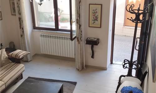 CASA INDIPENDENTE A MONFORTE SAN GIORGIO